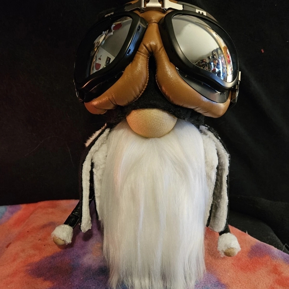 Aviator Gnome with Goggles